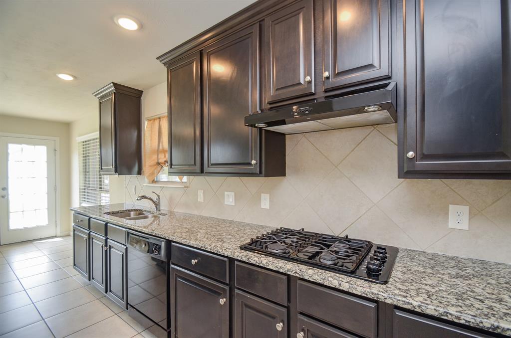 6726 Arlington Drive, Manvel, Texas image 7