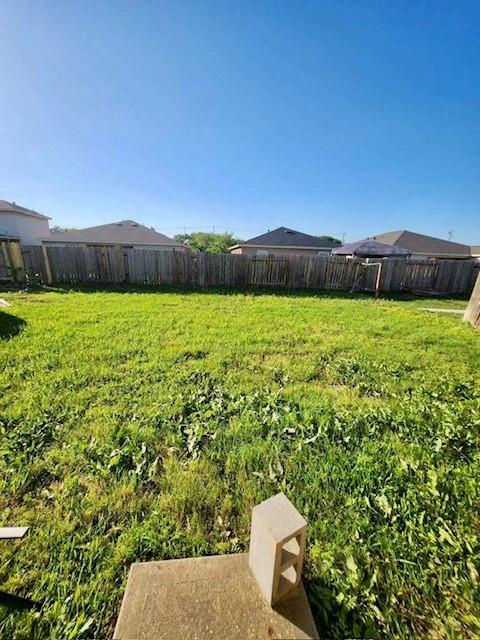 1015 Amaryllis Road, Baytown, Texas image 16
