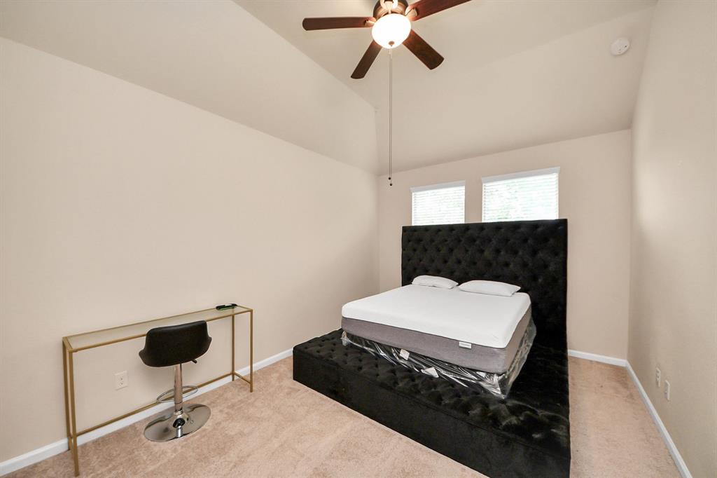 10805 N Kyler Oaks Place, Houston, Texas image 19