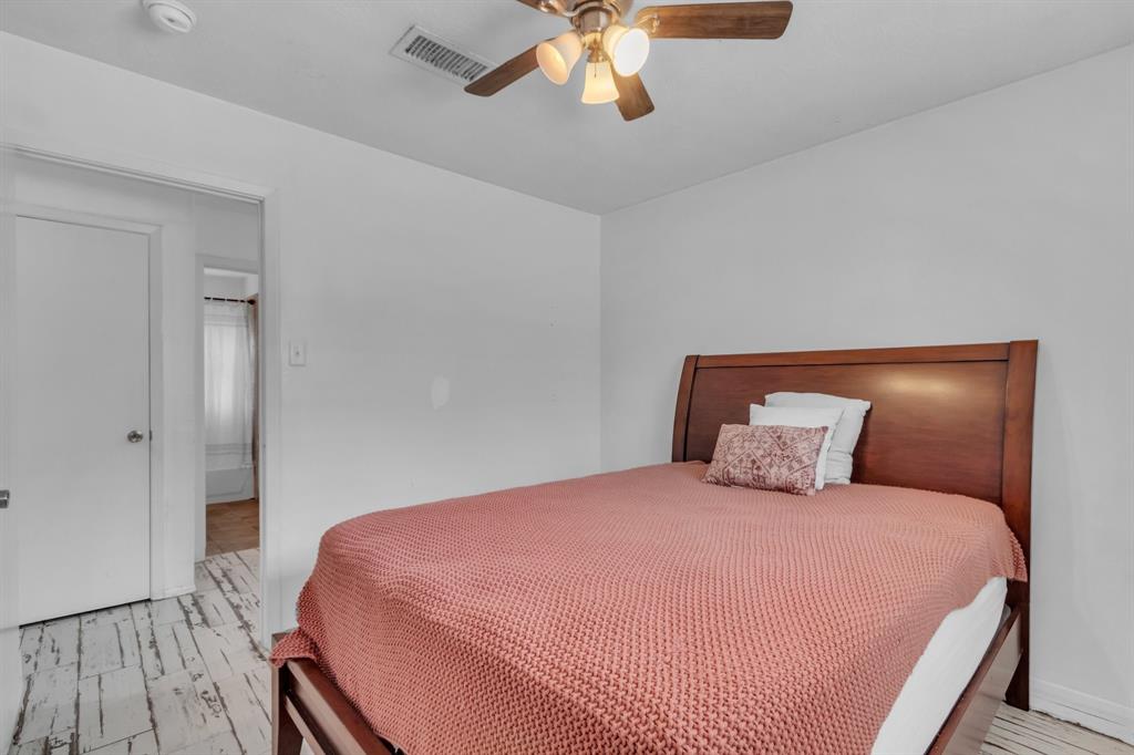 1221 Elm Street, Deer Park, Texas image 14