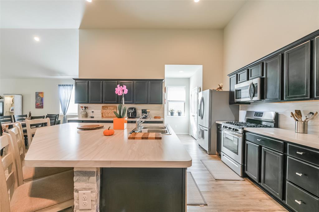 14102 Silver Falls Court, Conroe, Texas image 6