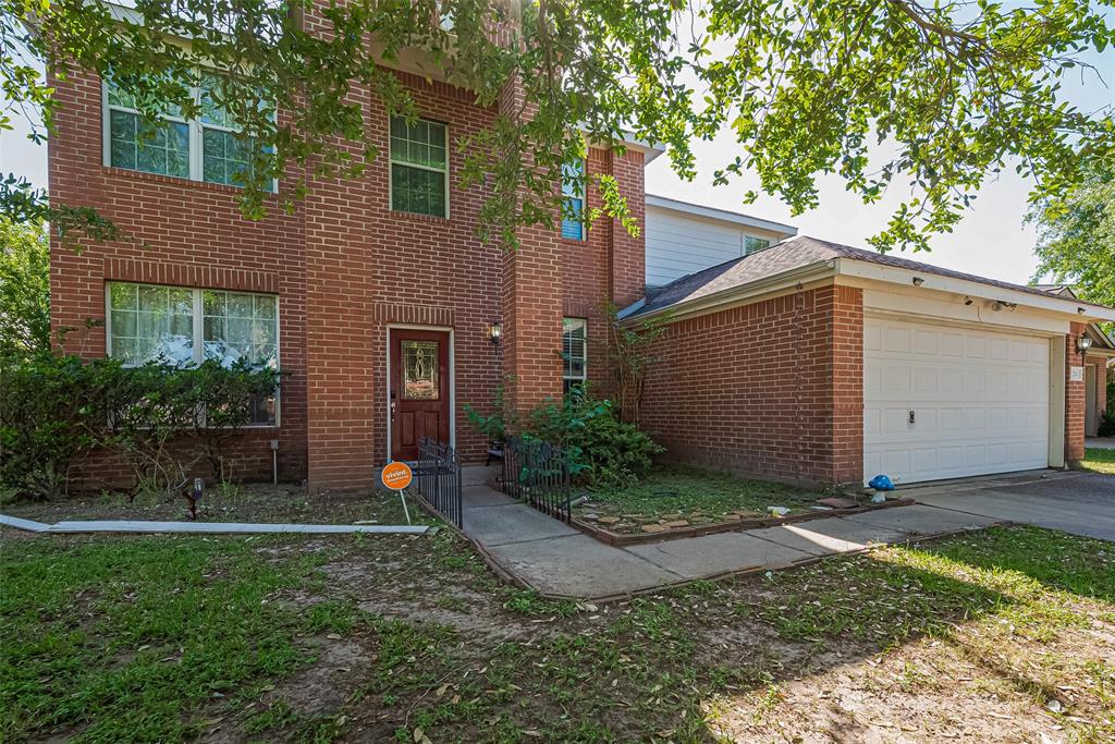 2214 Tremont Trail Lane