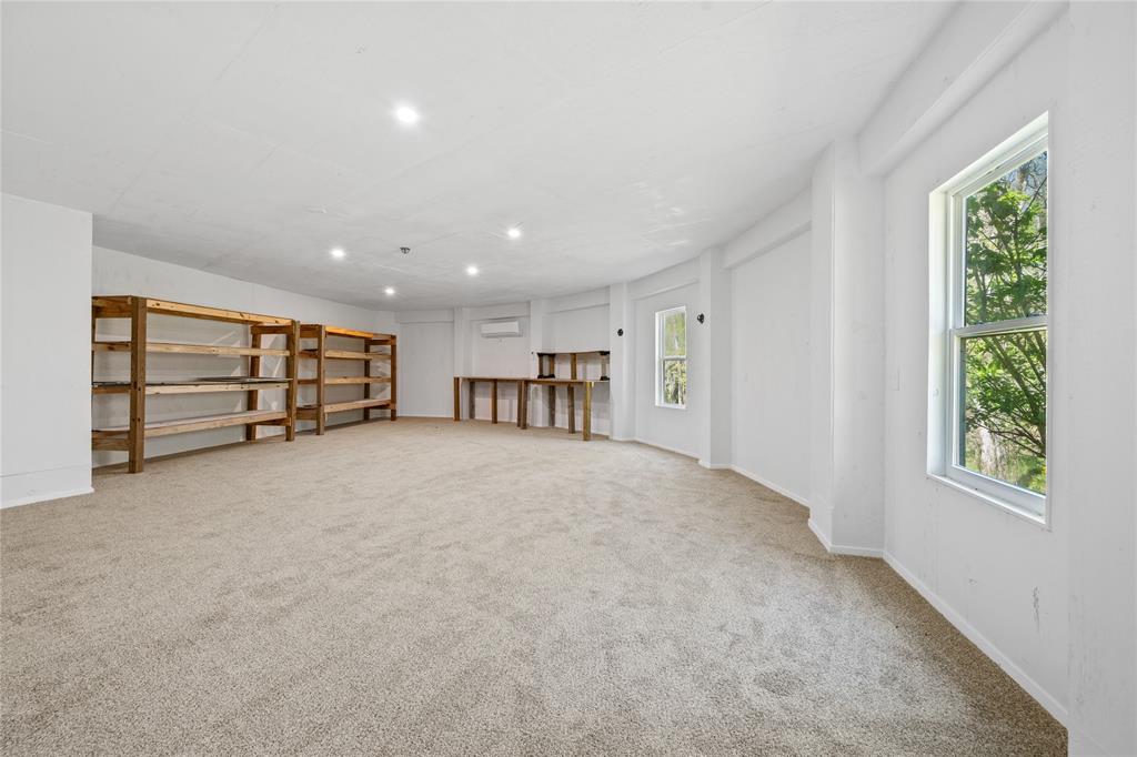 551 Private Road 643a, Dayton, Texas image 31