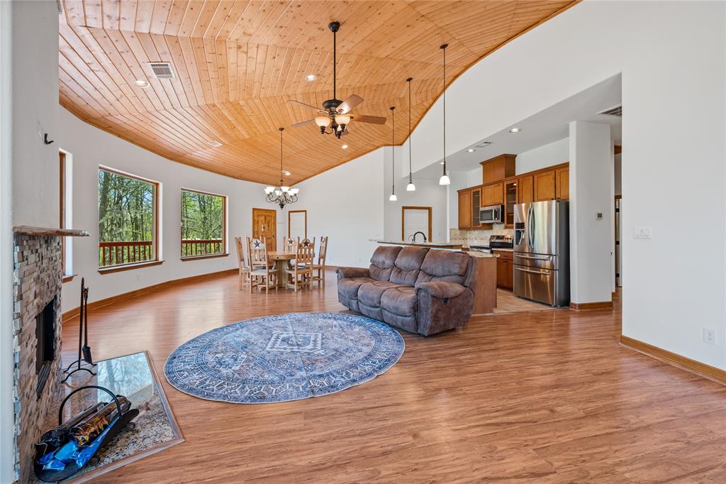 551 Private Road 643a, Dayton, Texas image 15