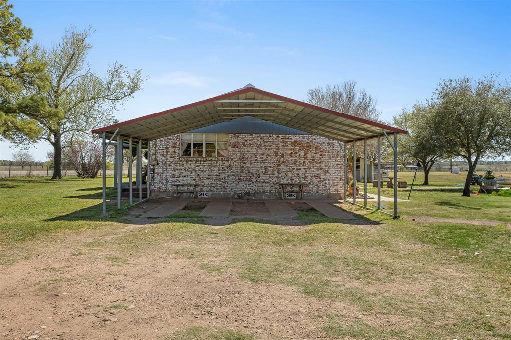8646 Fm 155, La Grange, Texas image 4