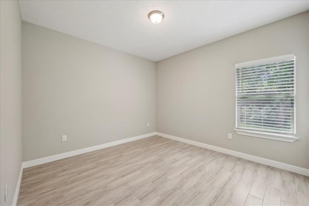 2319 Avenue G, Nederland, Texas image 20
