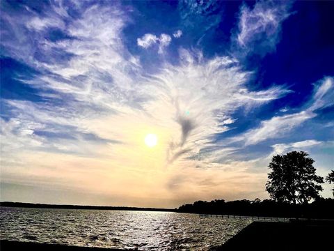 207 Creek Road Trinity TX 75862