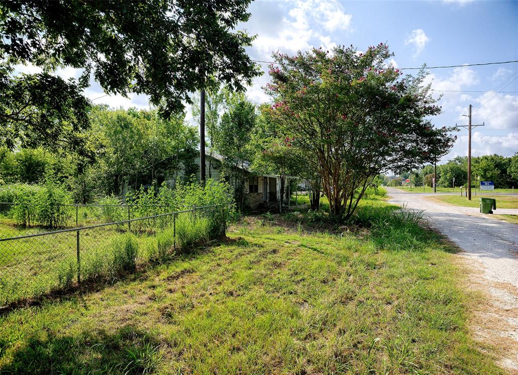 9848 Edward Avenue, Shiro, Texas image 13