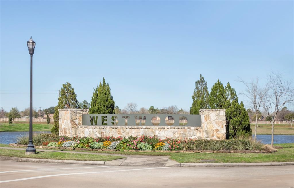 909 Big Bend Drive, League City, Texas image 14