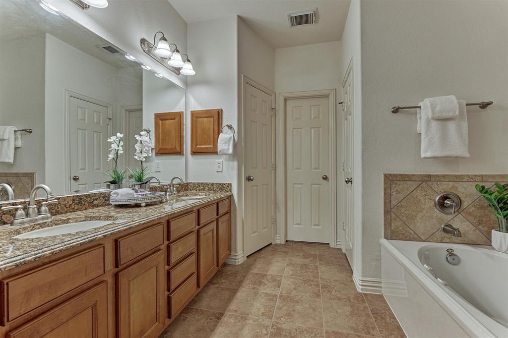 71 Ginger Jar Street, The Woodlands, Texas image 24