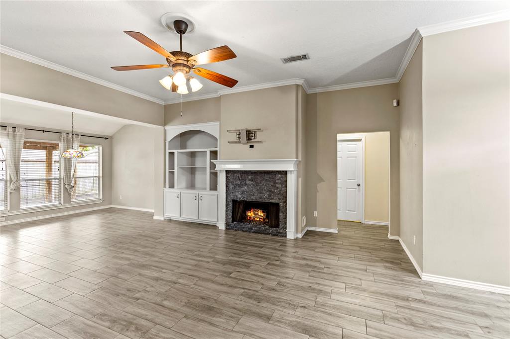 110 Rustling Wind Drive, Montgomery, Texas image 5