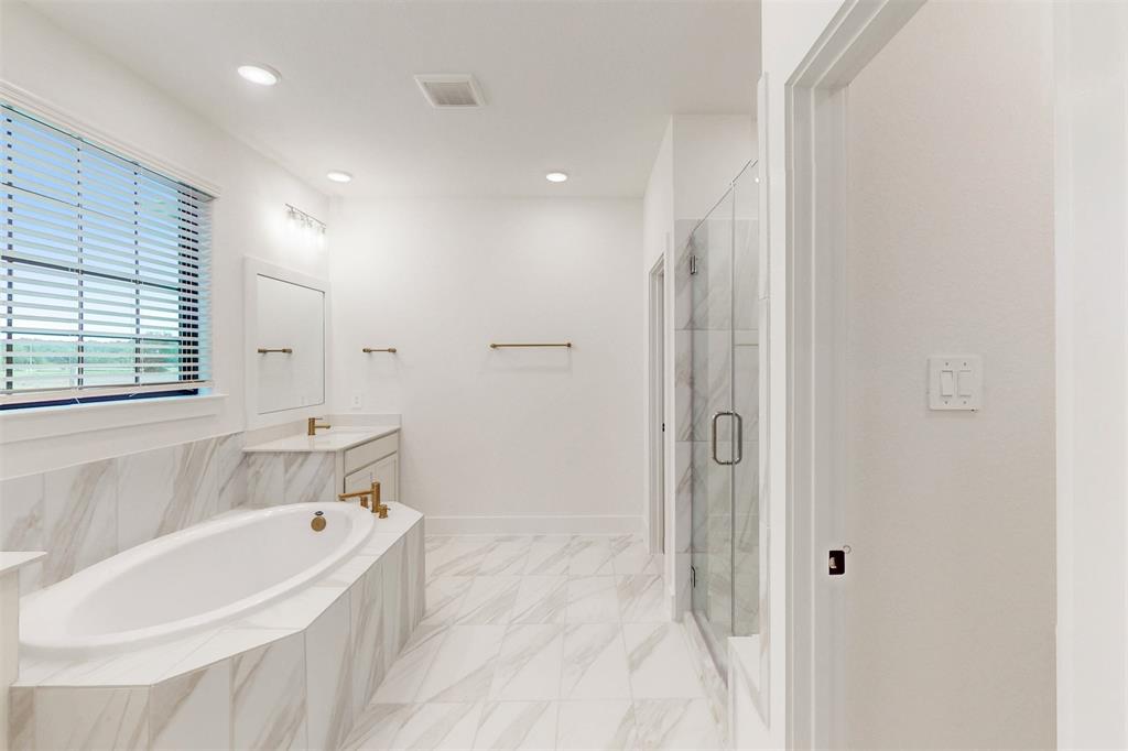 21010 Red Arbutus Court
