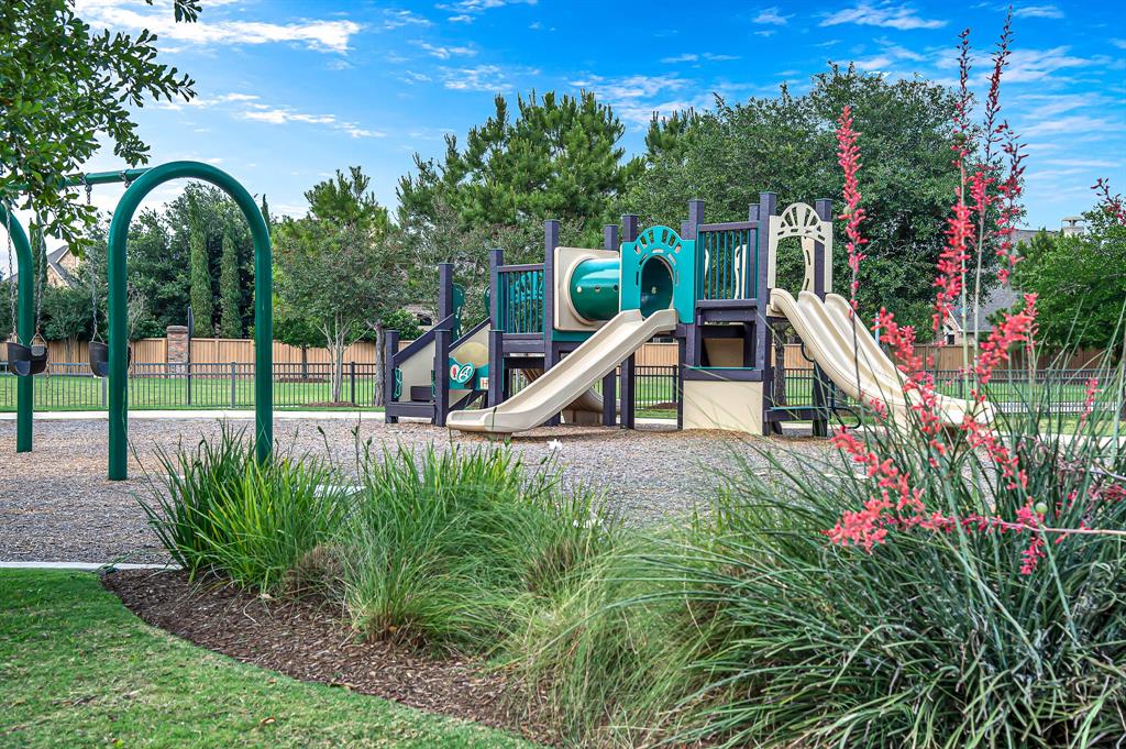 27807 Hunters Rock Lane, Katy, Texas image 42
