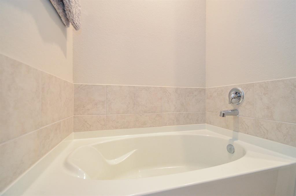 3810 Willow Valley Court, Conroe, Texas image 30