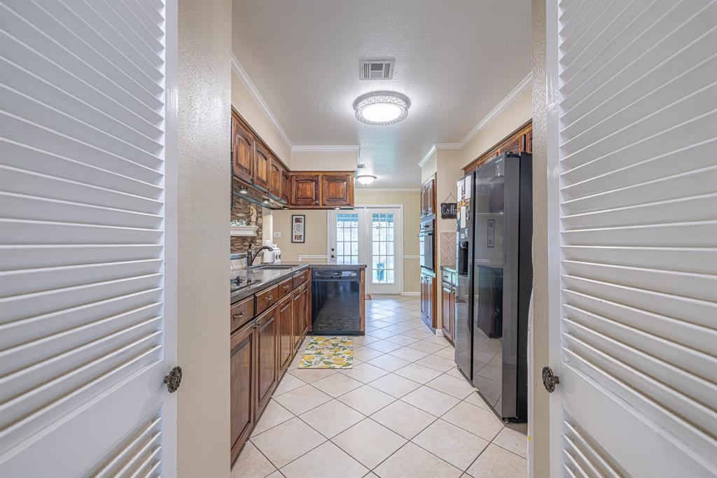 2015 Yorktown Court, League City, Texas image 11