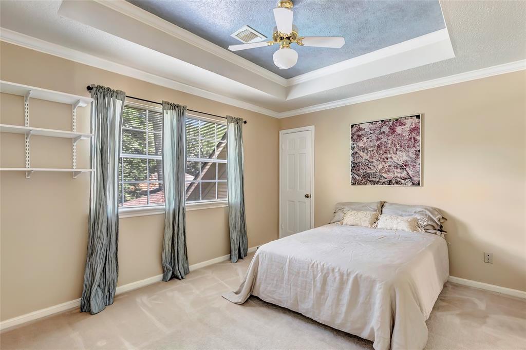3306 Spring Manor Drive, Houston, Texas image 32