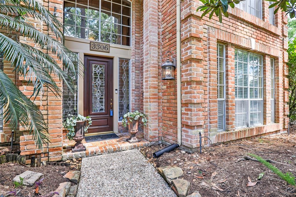 3306 Spring Manor Drive, Houston, Texas image 2