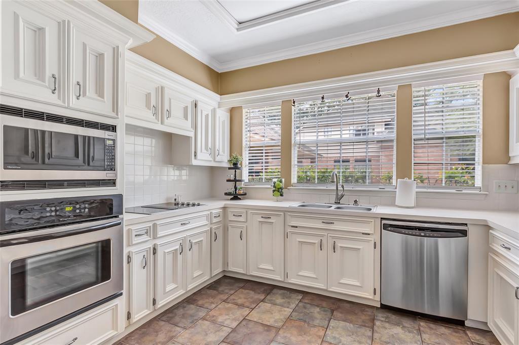 3306 Spring Manor Drive, Houston, Texas image 18