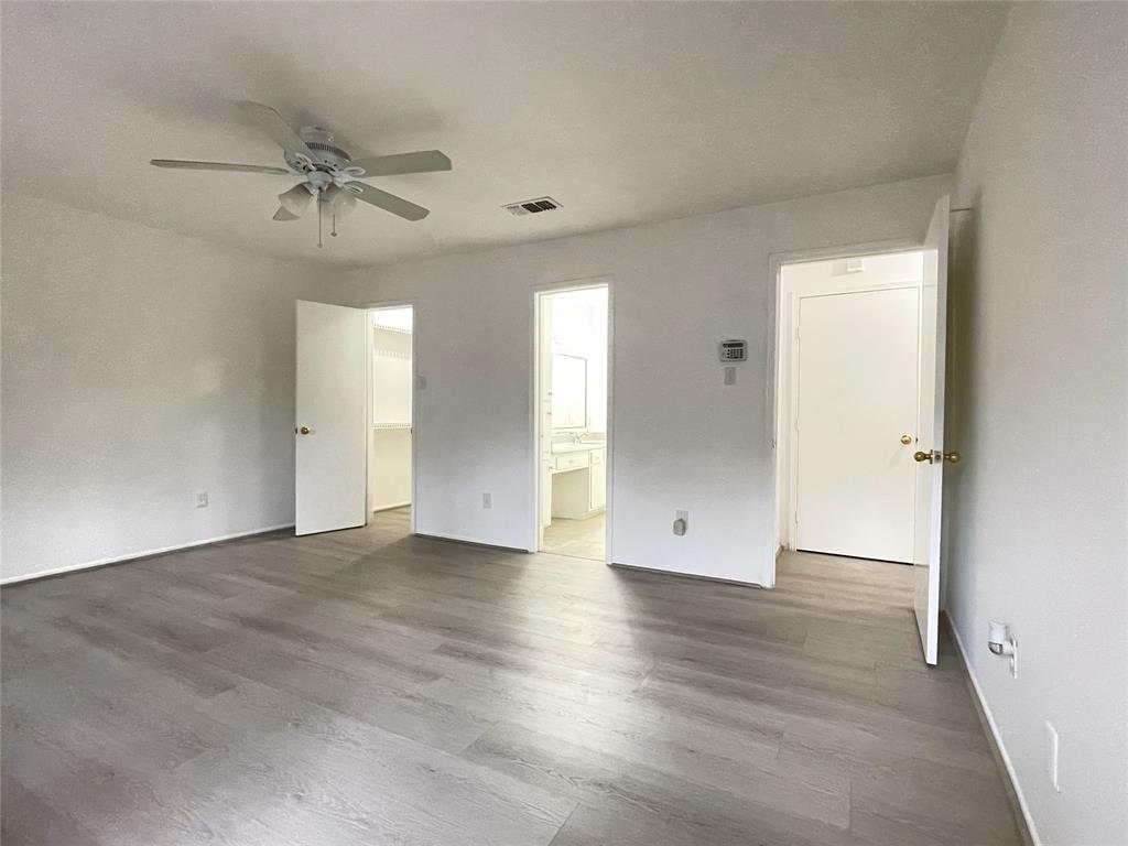 921 Wax Myrtle Lane, Houston, Texas image 19