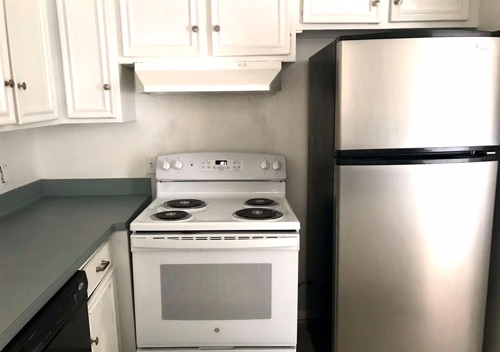 921 Wax Myrtle Lane, Houston, Texas image 14
