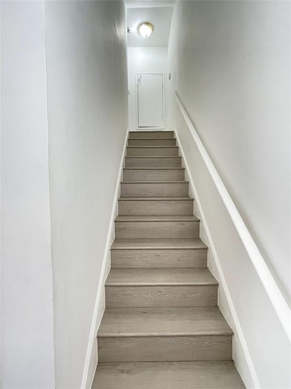 921 Wax Myrtle Lane, Houston, Texas image 16
