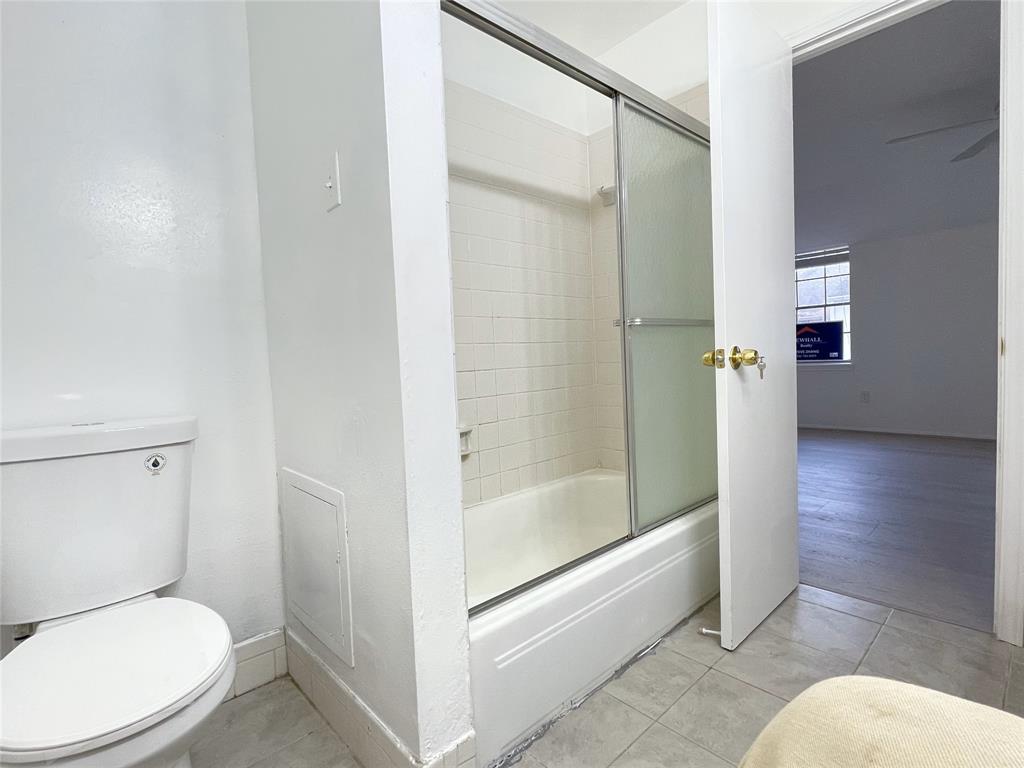 921 Wax Myrtle Lane, Houston, Texas image 21