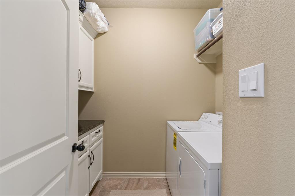 111 Bessie Price Owens Drive, Montgomery, Texas image 11