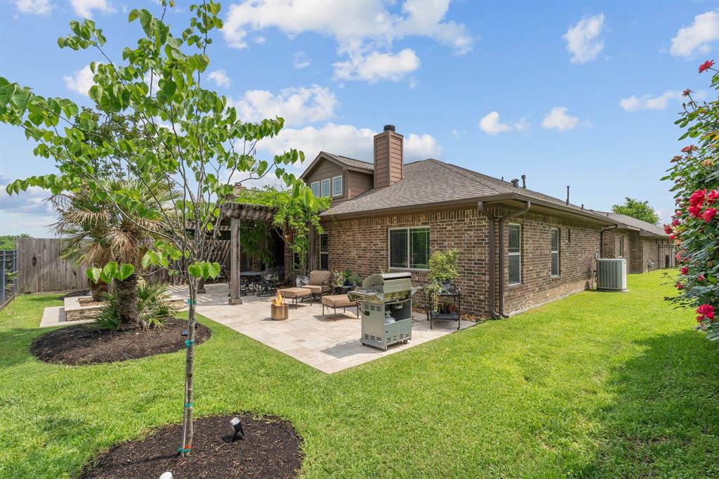 111 Bessie Price Owens Drive, Montgomery, Texas image 31