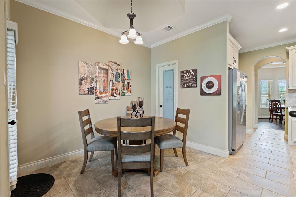 111 Bessie Price Owens Drive, Montgomery, Texas image 14