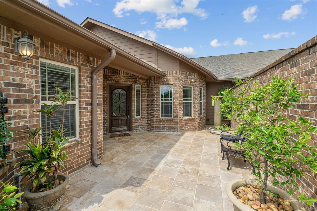 111 Bessie Price Owens Drive, Montgomery, Texas image 4