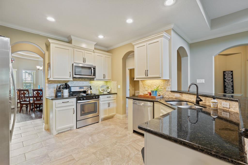 111 Bessie Price Owens Drive, Montgomery, Texas image 15