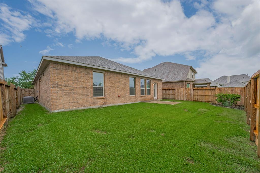 9715 Deborah Colony Lane, Humble, Texas image 28