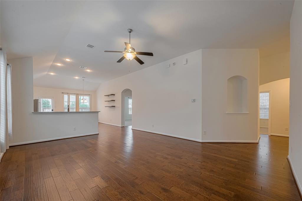 9715 Deborah Colony Lane, Humble, Texas image 6