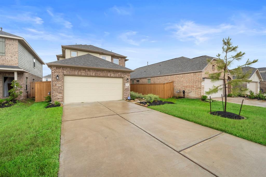 424 Camino Bay Drive, Katy, Texas image 2