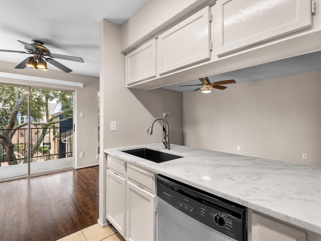 18519 Egret Bay Boulevard #1802, Houston, Texas image 24