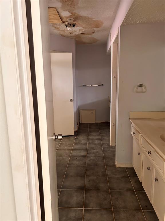 2130 N Fountain Valley Drive, Missouri City, Texas image 11