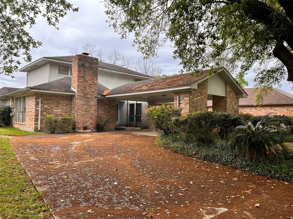 2130 N Fountain Valley Drive, Missouri City, Texas image 3