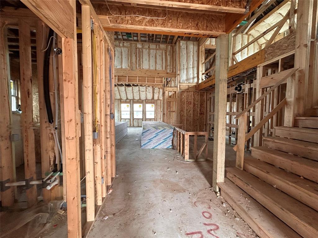 3618 Cardinal Pointe Lane, Angleton, Texas image 3