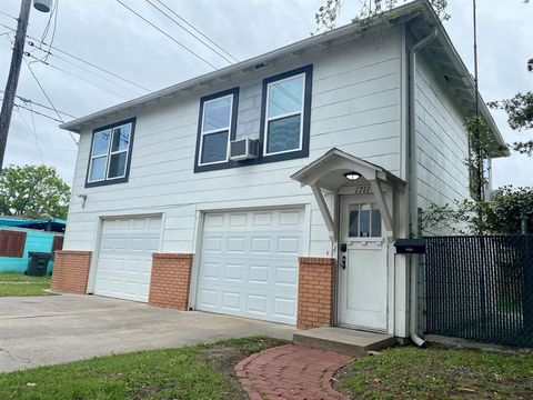 1711 49th Street, Galveston, TX 77551 - #: 60038544