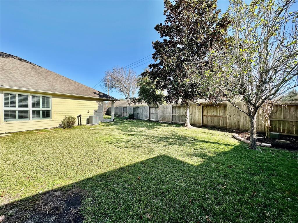 2401 Ameno Drive, Pearland, Texas image 21