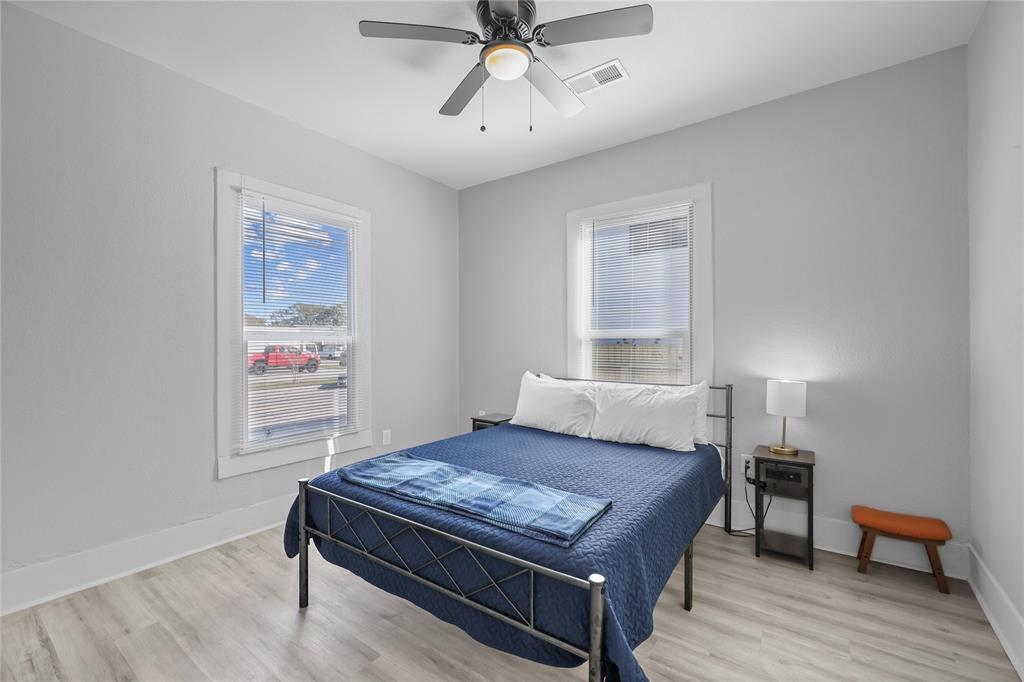 2219 45th Street, Galveston, Texas image 7