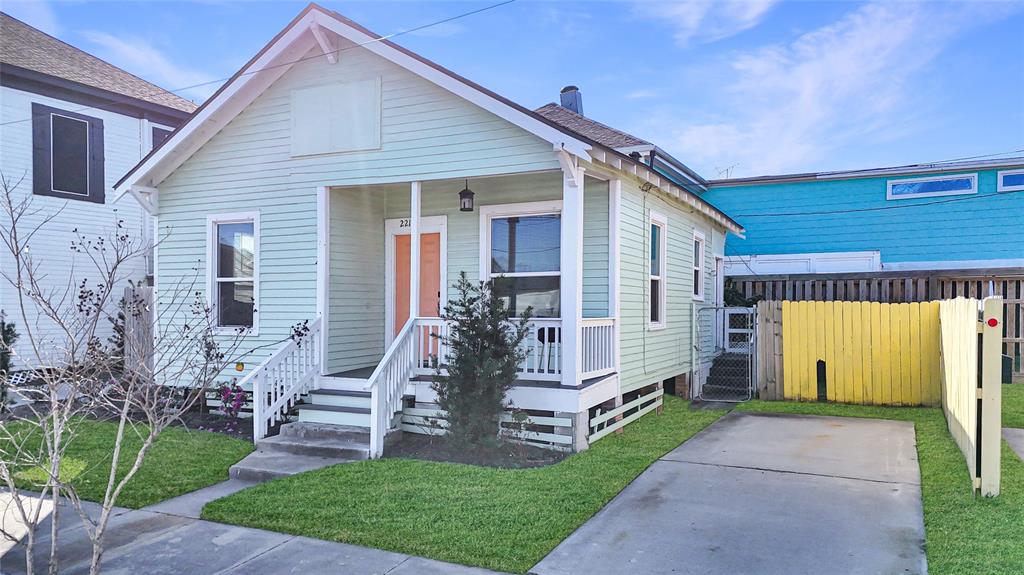 2219 45th Street, Galveston, Texas image 3