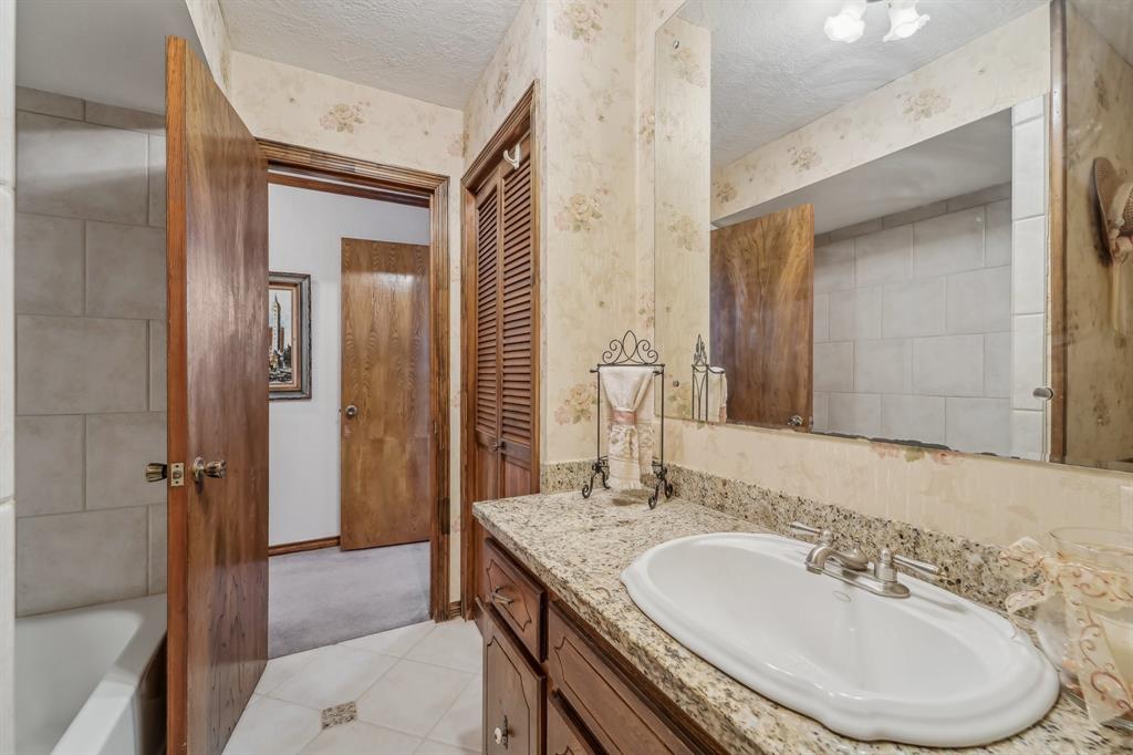 9243 Deepwater Drive, Montgomery, Texas image 37