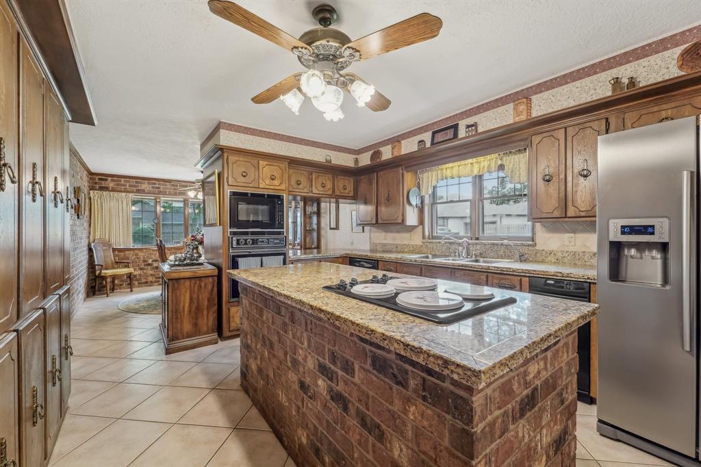 9243 Deepwater Drive, Montgomery, Texas image 24