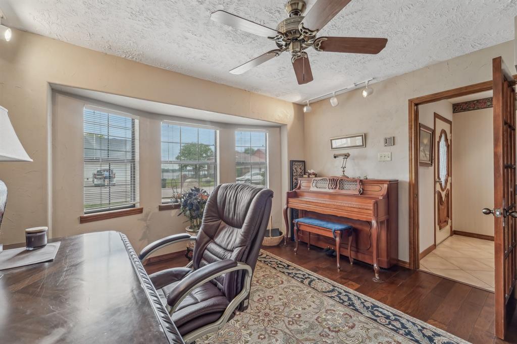 9243 Deepwater Drive, Montgomery, Texas image 6