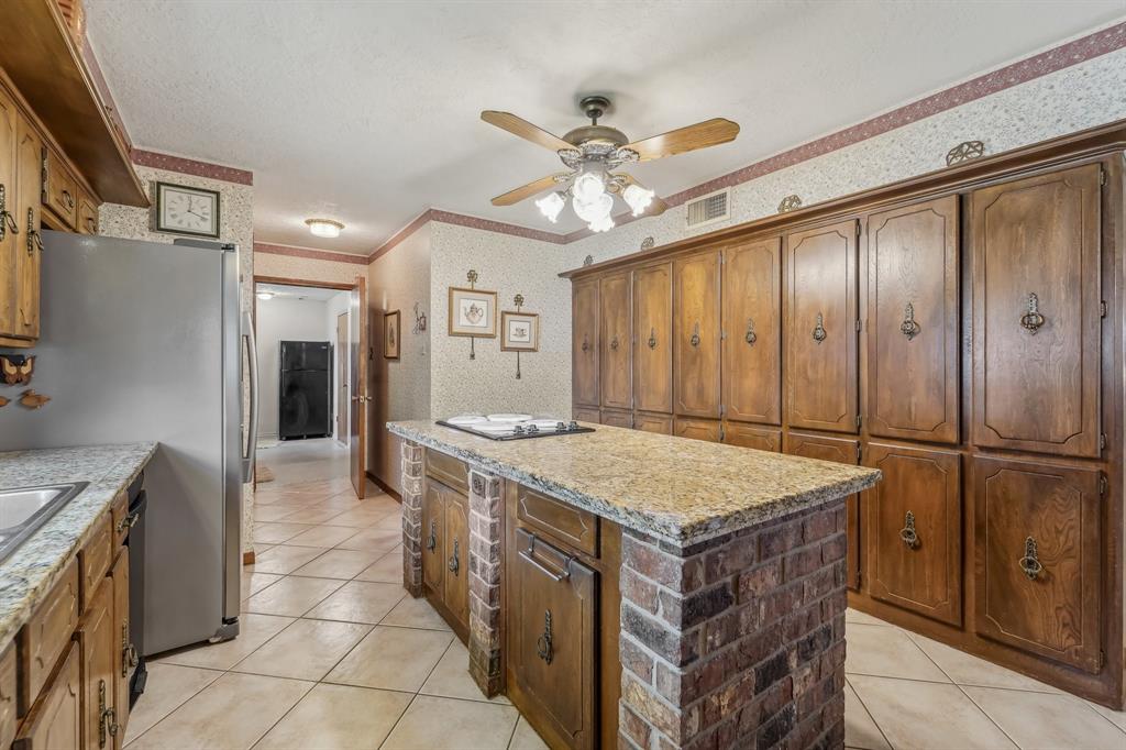9243 Deepwater Drive, Montgomery, Texas image 22