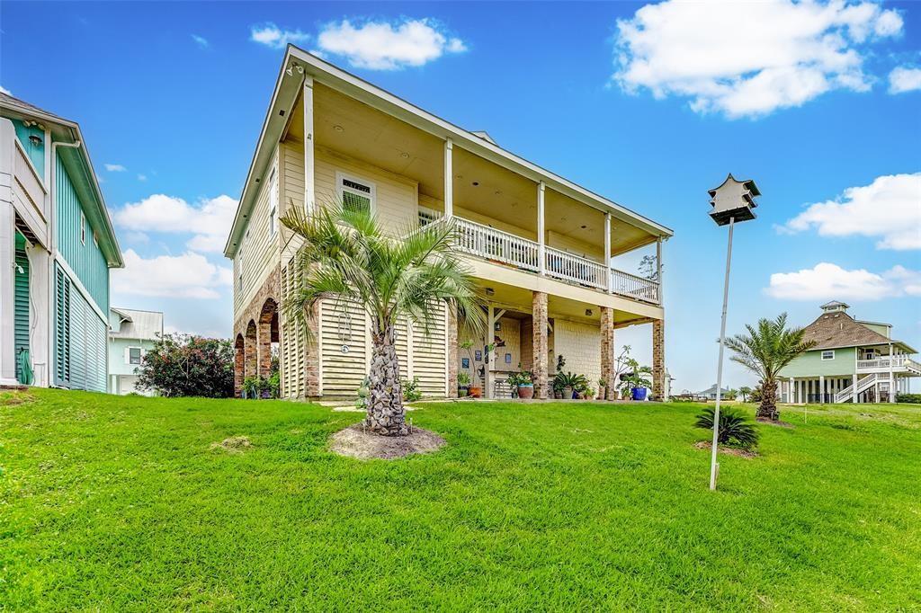 2001 Laguna Harbor Cove Boulevard, Port Bolivar, Texas image 1