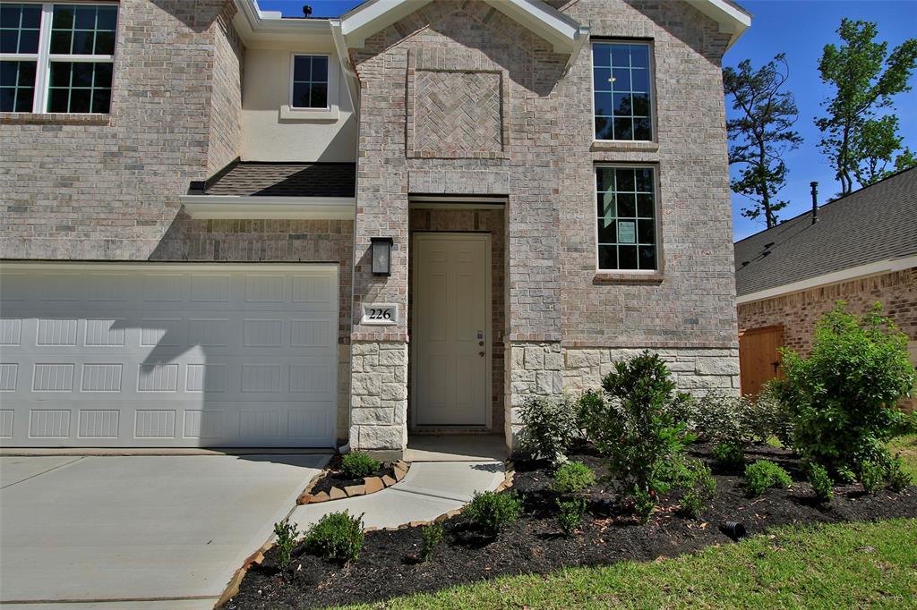 226 Brecon Buff Drive, Willis, Texas image 4