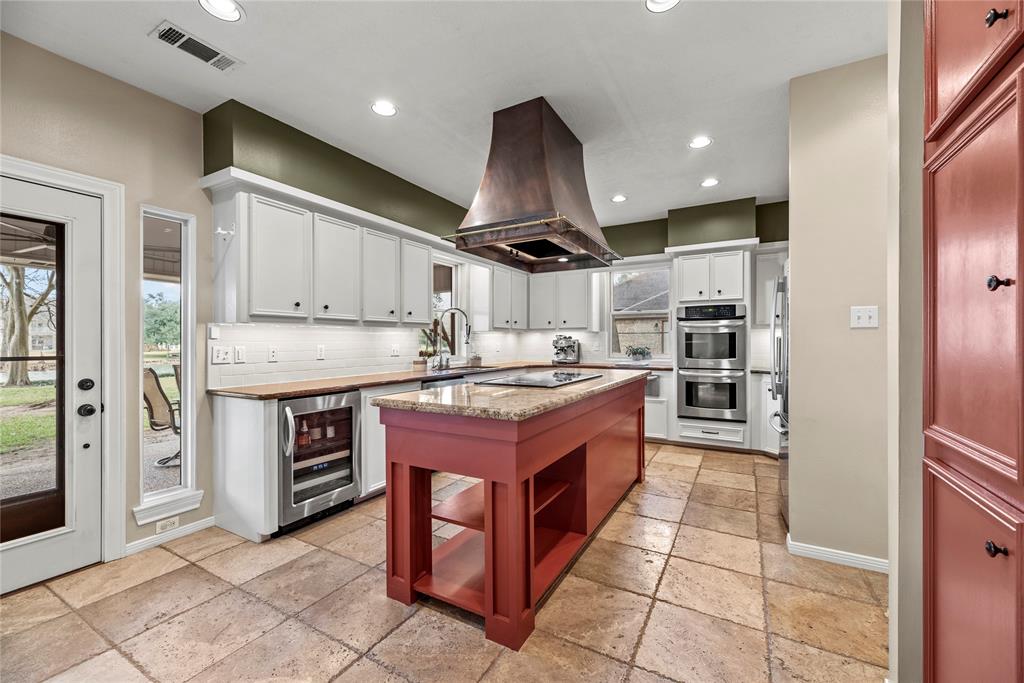 4611 Diamond Springs Drive, Missouri City, Texas image 14