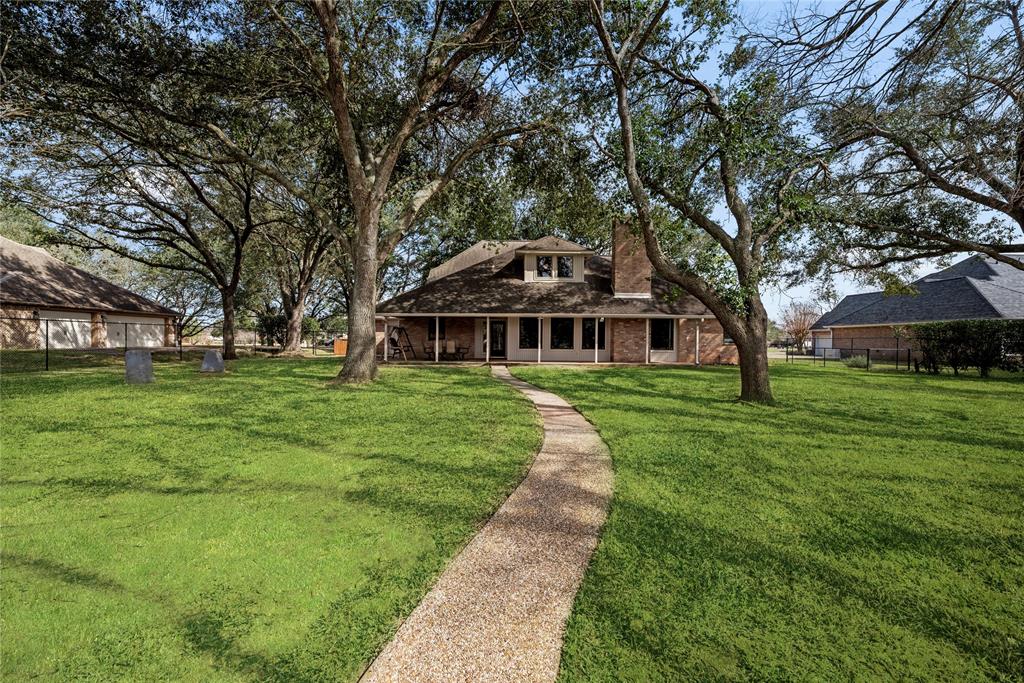 4611 Diamond Springs Drive, Missouri City, Texas image 44